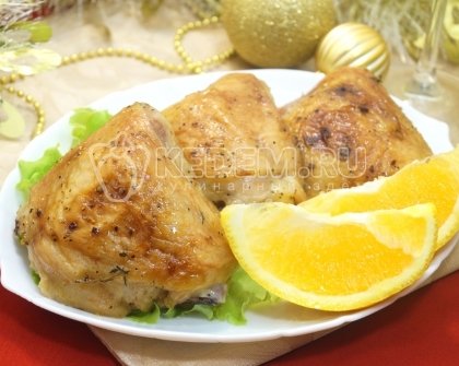 Куриные бедра в духовке с апельсином